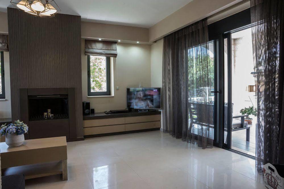 Villa-Azalea Almirída Luaran gambar